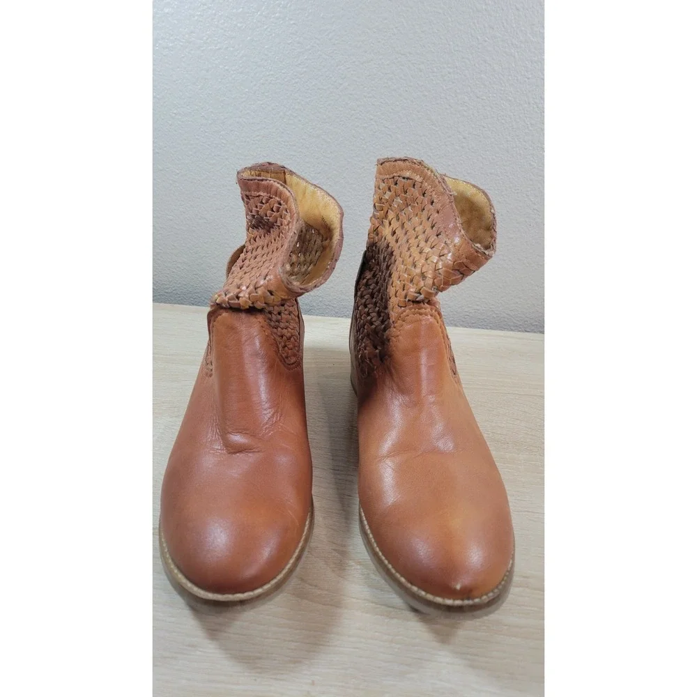 Seychelles Woven Leather Western‎ Ankle Boots Womens 9 Brown Boho Made In India
